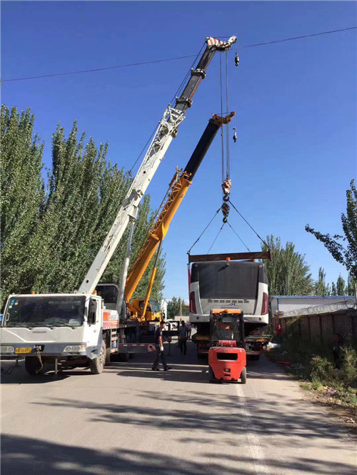 费县港口集装箱搬运案例